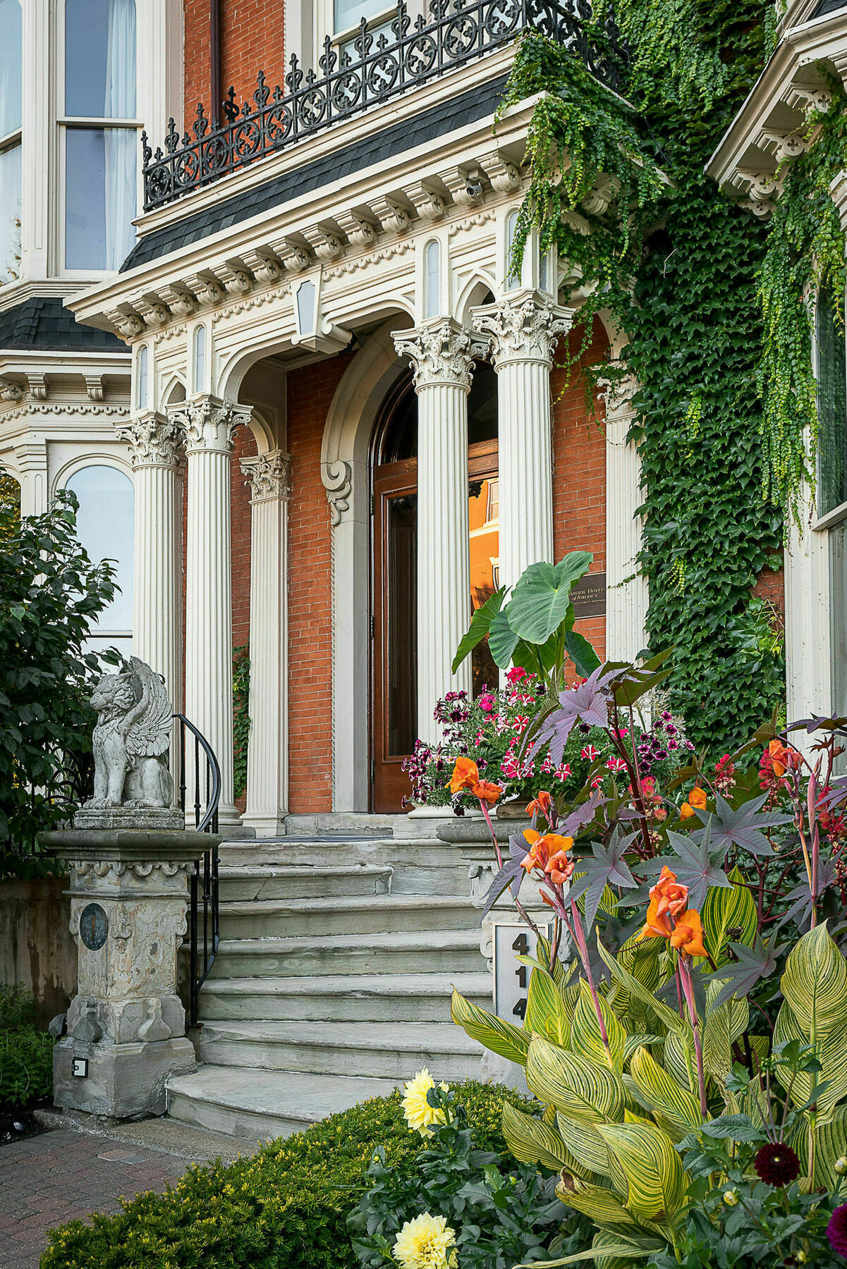 Hotel The Mansion On Delaware Avenue Buffalo Esterno foto