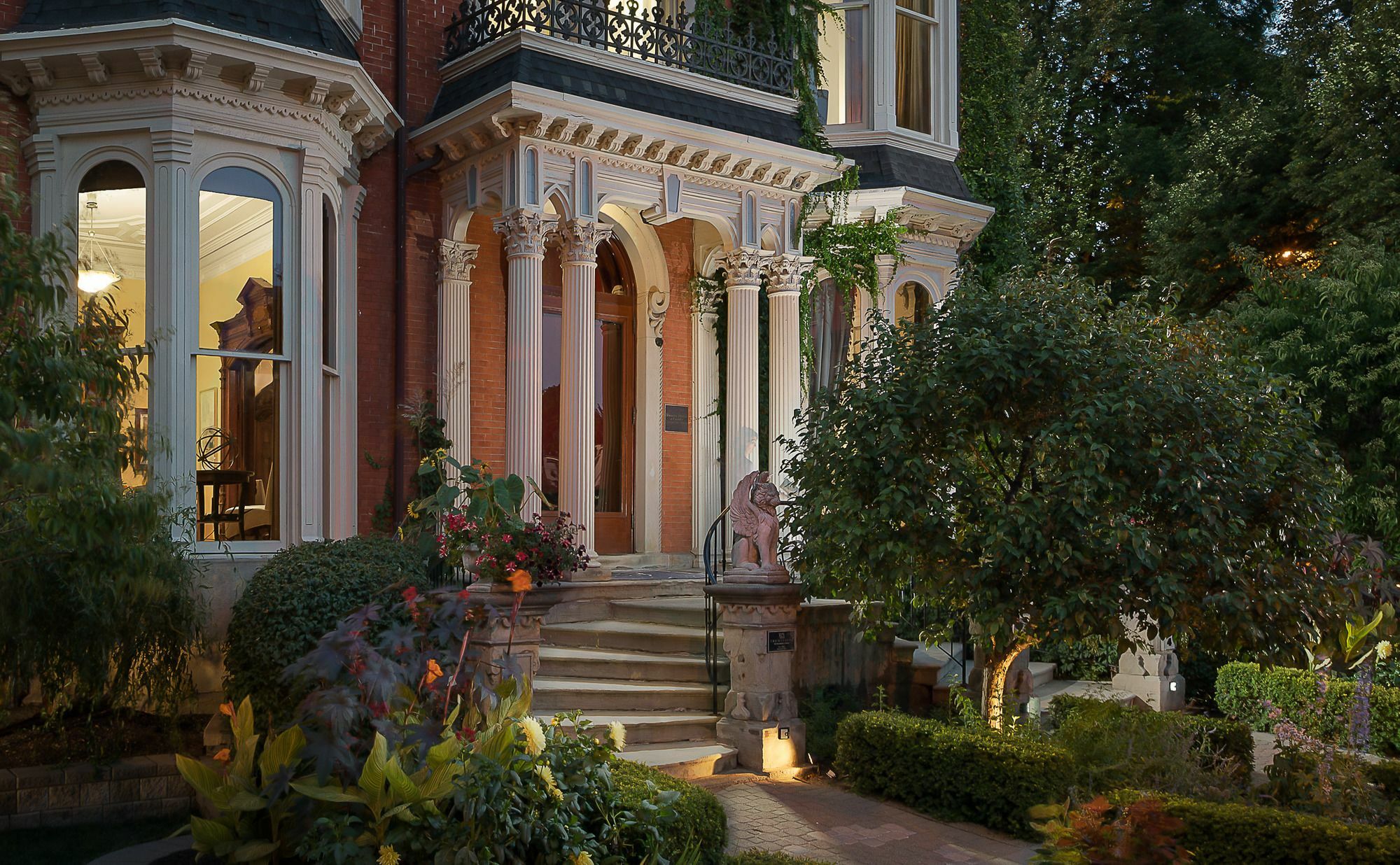 Hotel The Mansion On Delaware Avenue Buffalo Esterno foto